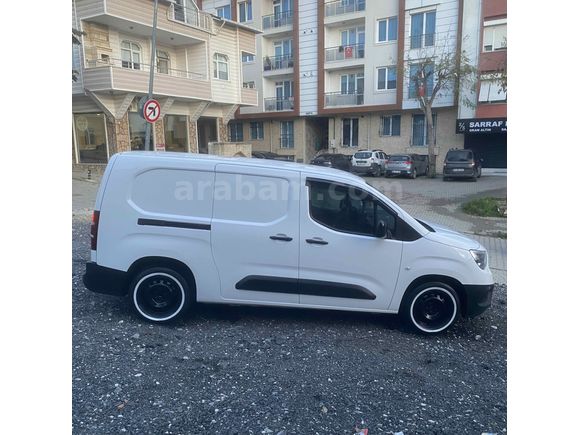 Sahibinden Opel Combo 1.5 CDTI Elegance 2022 Model 
