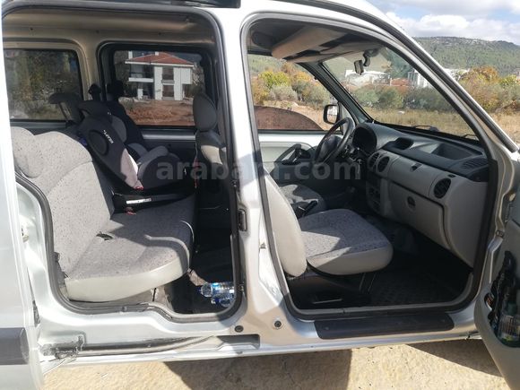 Sahibinden Renault Kangoo 1.5 dCi Authentique 2005 Model