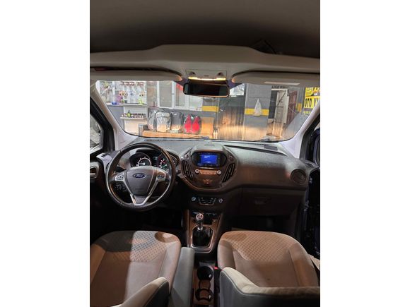 Sahibinden Ford Tourneo Courier 1.5 TDCi Titanium Plus 2020 Model 