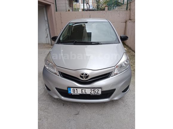 Sahibinden Satılık Toyota Yaris 1.0 Life 2012 Model Gri (Gümüş)