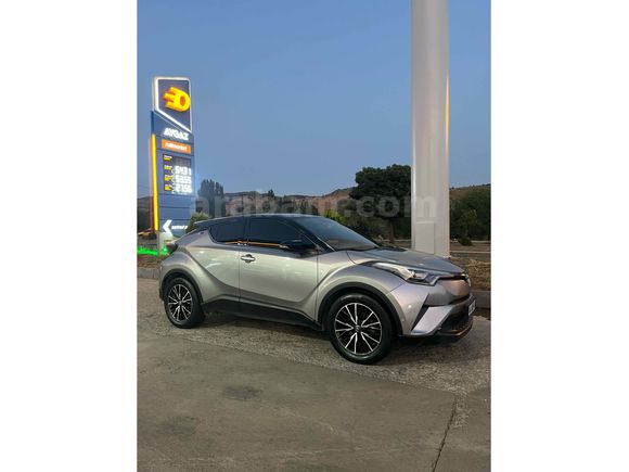 Sahibinden Toyota C-HR 1.2 Turbo Diamond Premium 2016 Model Bingöl 117.000 km Gri (Gümüş)