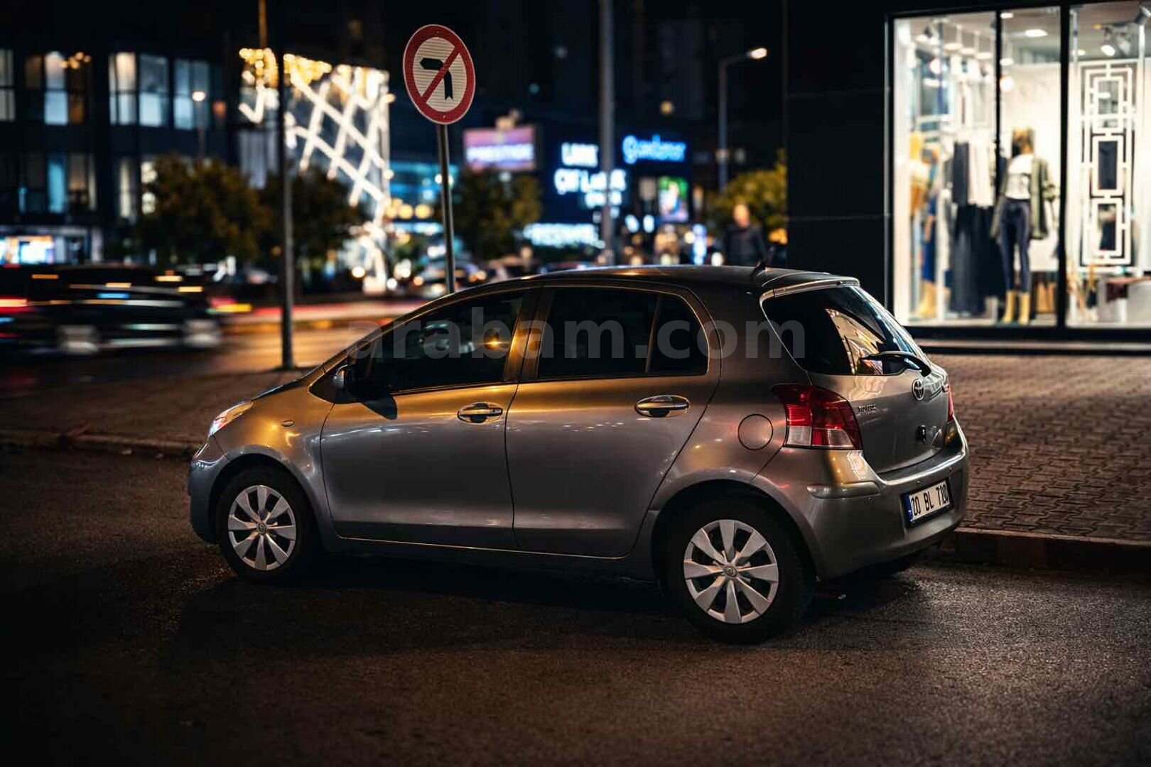Sahibinden Toyota Yaris 1.33 Terra 2010 Model Antalya 122.000 km Gri (Gümüş) 2