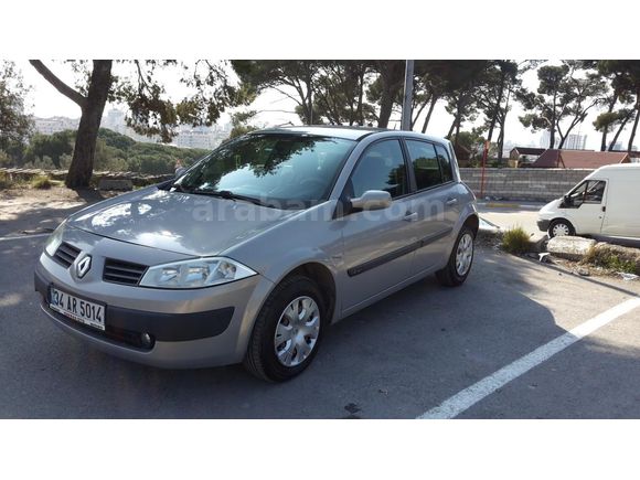 Sahibinden Düşük km Renault Megane 1.6 Sportway hatchback 2006 Model
