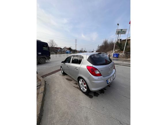 DÜŞÜK KM DEĞİŞENSİZ OPEL CORSA D