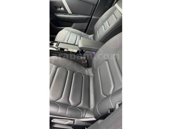Sahibinden Citroen C4 X 1.2 PureTech Shine 2024 Model 
