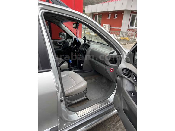 Sahibinden Hyundai Santa Fe 2.0 CRDi Active 2005 Model 