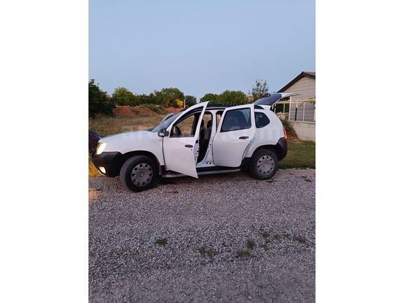 Sahibinden Dacia Duster 1.5 dCi Ambiance 4*2 çeker 2014 Model