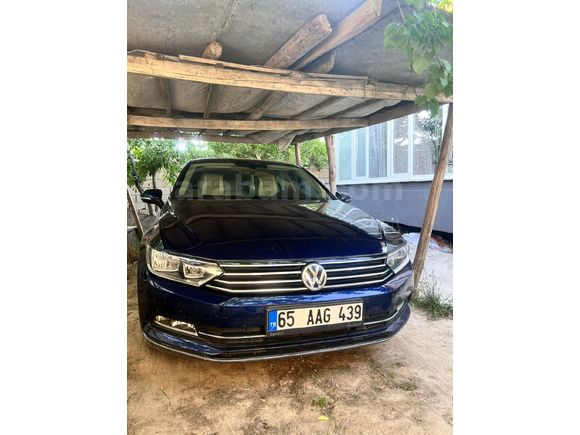 Sahibinden Volkswagen Passat 1.6 TDi BlueMotion Comfortline 2018 Model Van 59.585 km Mavi