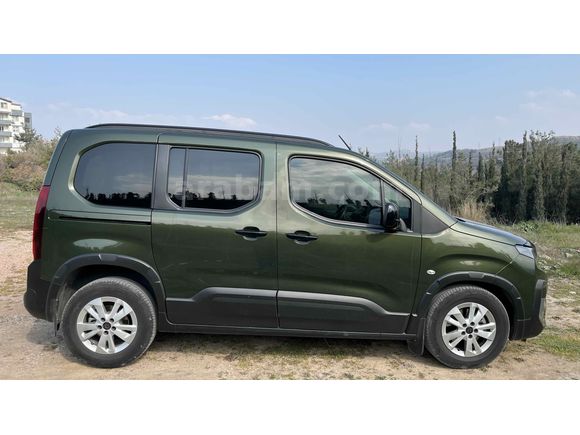 Sahibinden Peugeot Rifter 1.5 BlueHDI Allure 2025 Model 