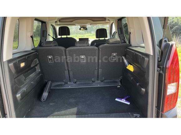 Sahibinden Peugeot Rifter 1.5 BlueHDI Allure 2025 Model 