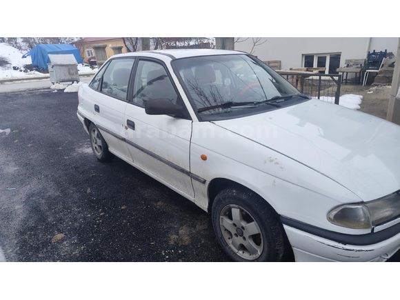 Sahibinden Opel Astra 1.4 Classic 2000 Model