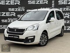 2017 PARTNER 1.6 HDI ACTİVE ÇİFT SÜRGÜ KREDİ KARTINA 12 TAKSİT