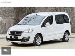 SM AUTOMOTİV'DEN 2016 1.6HDI ACTİVE PEUGEOT PARTNER TEPE