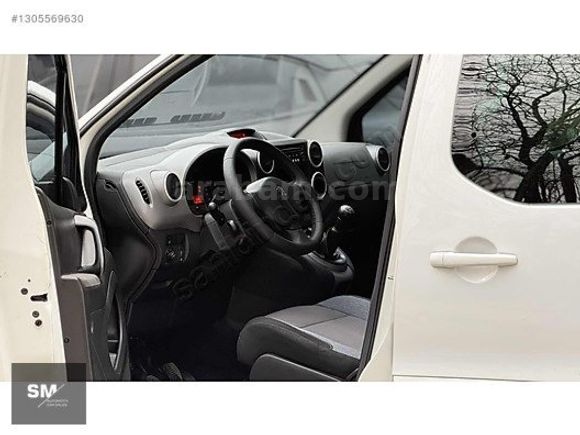 SM AUTOMOTİV'DEN 2016 1.6HDI ACTİVE PEUGEOT PARTNER TEPE