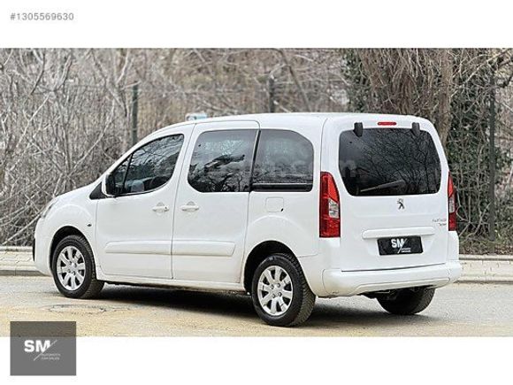 SM AUTOMOTİV'DEN 2016 1.6HDI ACTİVE PEUGEOT PARTNER TEPE