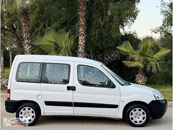 SARIKAYADAN 55 BİN KMDE 2009PARTNER ÇİFT SÜRGÜ KLİMALI TRDE TEK