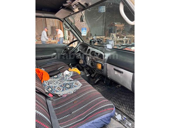 Sahibinden Hyundai H 100 2.5 D DLX Panelvan 2001 Model 