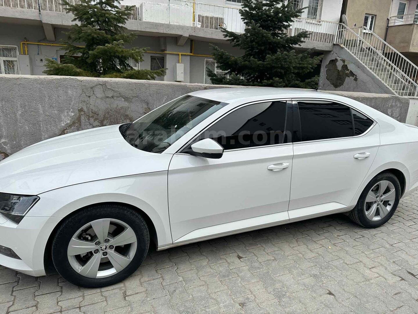 Sahibinden Skoda SuperB 1.6 TDI Style 2018 Model Bitlis 47.000 km Beyaz 2