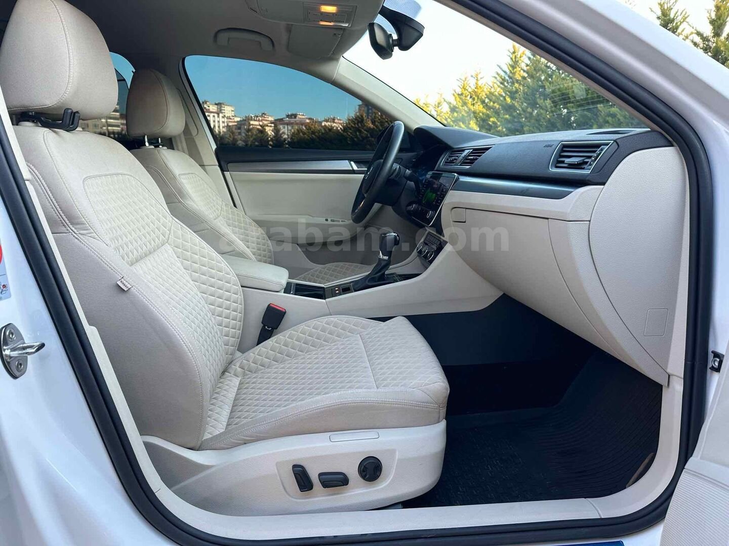 Sahibinden Skoda SuperB 1.6 TDI Style 2018 Model Bitlis 47.000 km Beyaz 6
