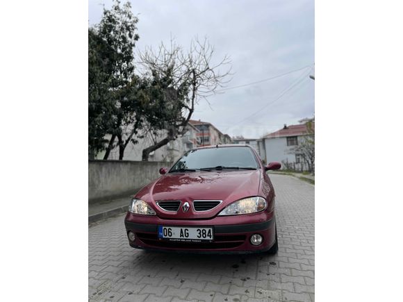 Sahibinden Renault Megane 1.6 RTE 2000 Model 