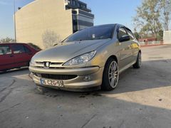 Sahibinden Peugeot 206 1.4 Feline 2006 Model  252.000 km Gri