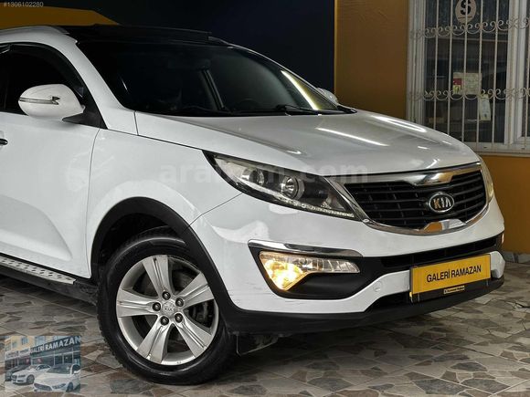 HATASIZ! 2011 MODEL KİA SPORTAGE CAM TAVAN DERİ KOLTUK