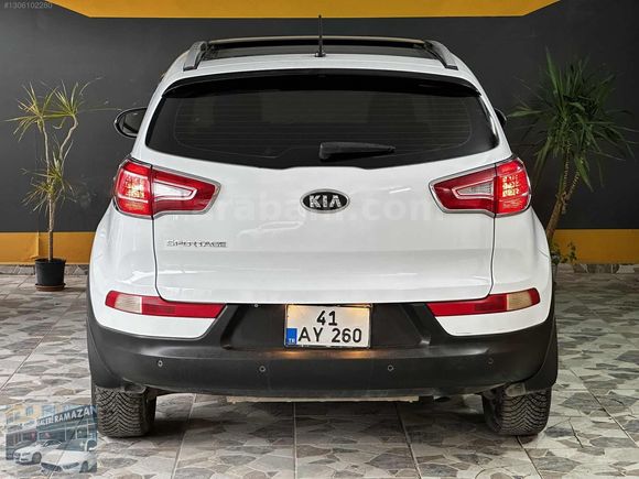 HATASIZ! 2011 MODEL KİA SPORTAGE CAM TAVAN DERİ KOLTUK