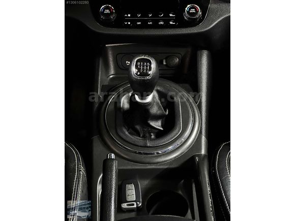 HATASIZ! 2011 MODEL KİA SPORTAGE CAM TAVAN DERİ KOLTUK