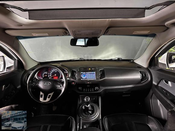 HATASIZ! 2011 MODEL KİA SPORTAGE CAM TAVAN DERİ KOLTUK