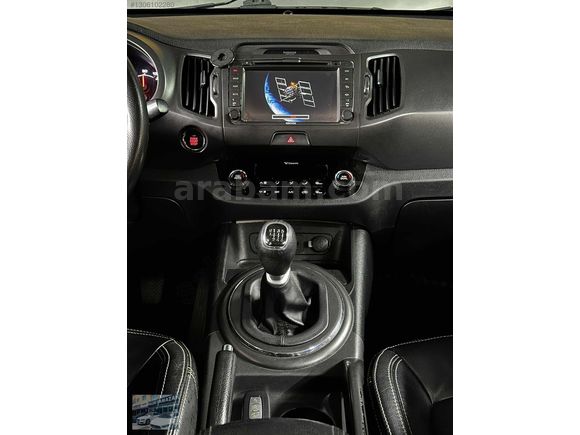 HATASIZ! 2011 MODEL KİA SPORTAGE CAM TAVAN DERİ KOLTUK