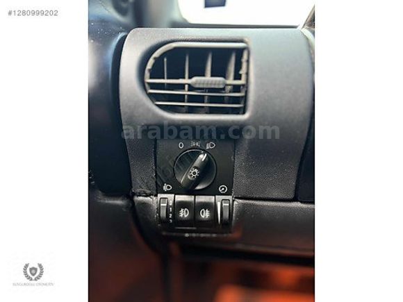 SUNGUROĞLU GARAGE'DEN2004 OPEL CORSA VAN 1.3CDTI