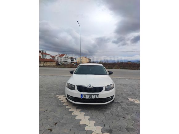 Sahibinden Skoda Octavia 1.6 TDI Elegance CR 2013 Model