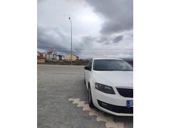 Sahibinden Skoda Octavia 1.6 TDI Elegance CR 2013 Model