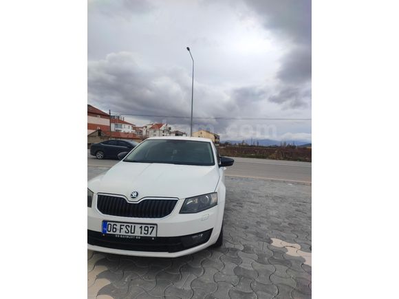 Sahibinden Skoda Octavia 1.6 TDI Elegance CR 2013 Model