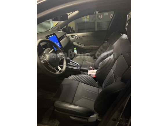 Sahibinden Renault Clio 1.0 TCe Techno Esprit Alpine 2025 Model 