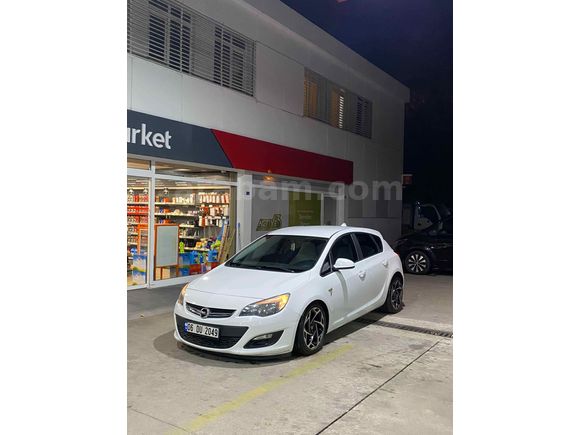 Sahibinden Opel Astra 1.6 Edition 2012 Model 
