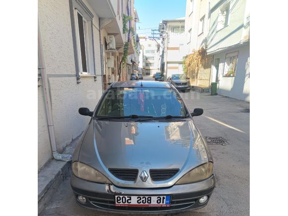 Sahibinden Renault Megane 1.6 RTA 2000 Model