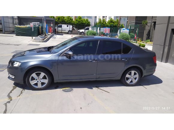 Sahibinden Skoda Octavia 1.2 TSI Optimal 2015 Model  136.000 km Füme