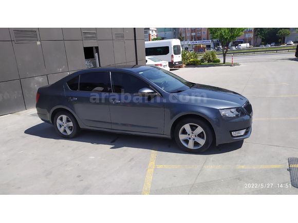 Sahibinden Skoda Octavia 1.2 TSI Optimal 2015 Model  136.000 km Füme