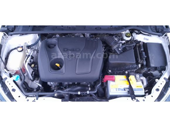 Sahibinden Toyota Corolla 1.4 D-4D Advance 2015 Model