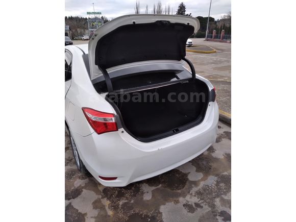 Sahibinden Toyota Corolla 1.4 D-4D Advance 2015 Model