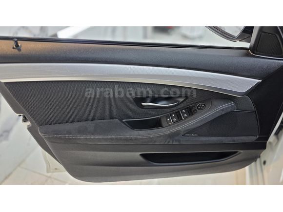 Sahibinden BMW 5 Serisi 520i M Sport 2015 Model  242000 km Beyaz
