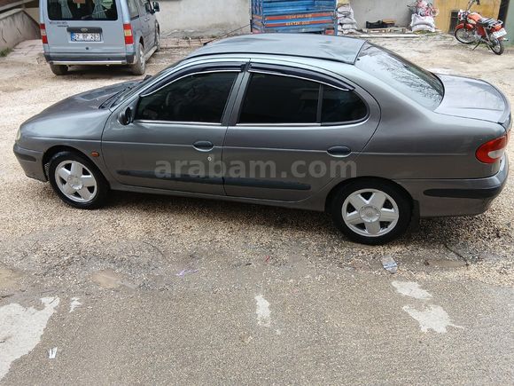 Sahibinden Renault Megane 1.6 RXT 2001 Model
