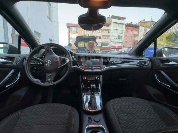 BOYASIZ | 105 BİNDE | 2016 ASTRA K 1.4 TURBO DYNAMIC