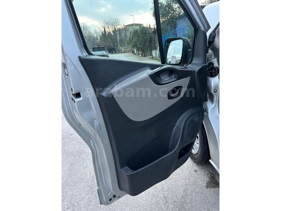 Sahibinden Renault Trafic 1.6 DCI Grand Confort 2015 Model