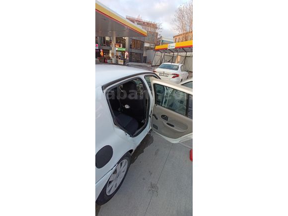 Sahibinden Renault Clio 1.5 dCi Authentique 2003 Model  309.000 km Beyaz