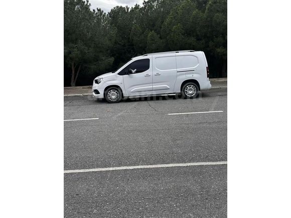 Sahibinden Opel Combo 1.5 CDTI Elegance 2023 Model