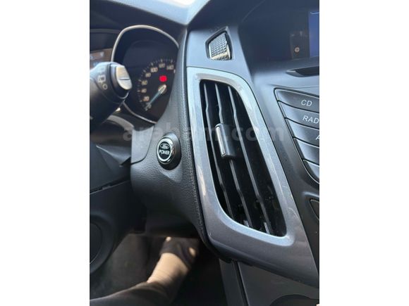 Sahibinden Ford Focus 1.6 Ti-VCT Titanium 2012 Model 