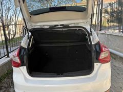 Sahibinden Ford Focus 1.6 Ti-VCT Titanium 2012 Model 