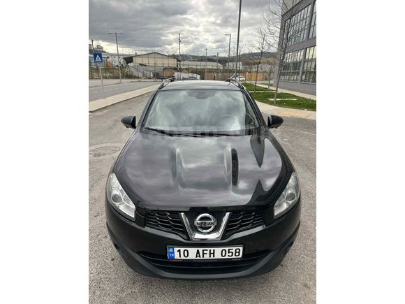Galeriden Nissan Qashqai 1.6 dCi Black Edition 2013 Model Kocaeli 207.000 km Siyah